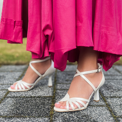 Skórzane sandałki do tańca - KOTYL 4370 ECRU PERŁOWE