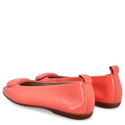 Hiszpańskie baleriny ze skóry lakierowanej - WONDERS A-86120 KORALOWE