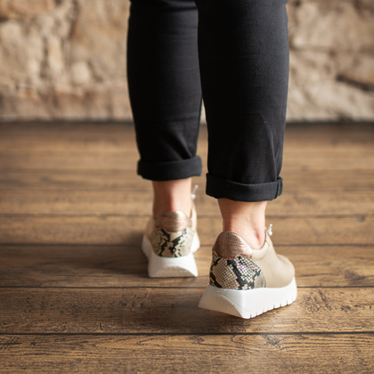 Hiszpańskie sneakersy premium - WONDERS A-2495 BEŻOWE