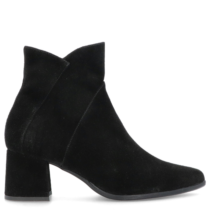 Zamszowe botki na niskim obcasie - KOTYL 4731 CZARNE