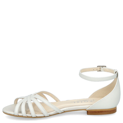 Ślubne sandałki na płaskim obcasie - KOTYL 0041 ECRU PERŁOWE