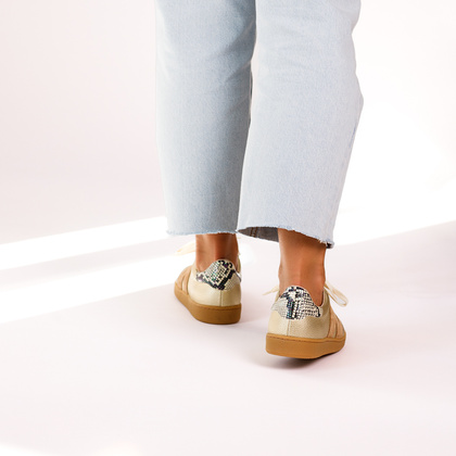 Hiszpańskie sneakersy premium - WONDERS A-2001 ZŁOTE