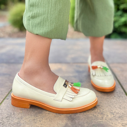 Skórzane mokasyny na kontrastowej podeszwie - TYMOTEO A1002 BEŻ+POMARAŃCZ