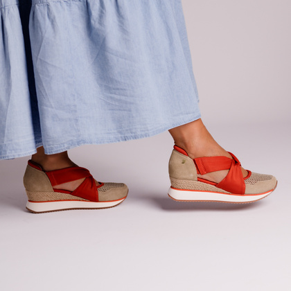 Hiszpańskie sneakersy na koturnie - GIOSEPPO 74059 BEŻOWO-CZERWONE