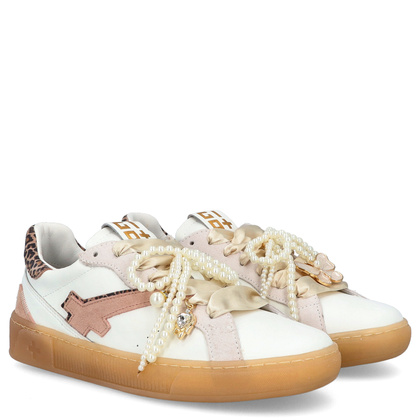 Sneakersy skórzane z ozdobami - GIO+ BLUE100 BIAŁE