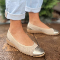 Wygodne baleriny ze skóry - CAPRICE 9-22103-42 BEŻOWE