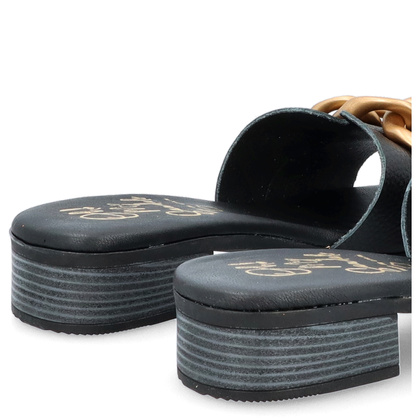 Skórzane klapki z ozdobą - OH! MY SANDALS 5348 CZARNE