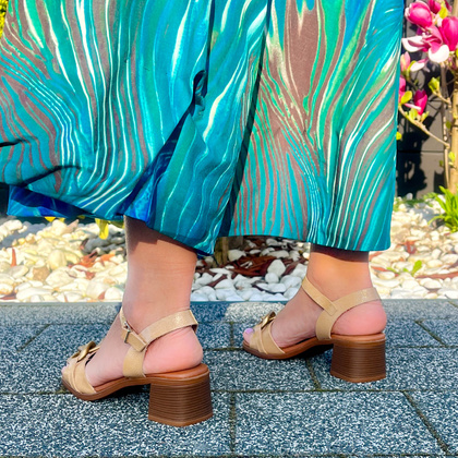 Sandały na niskim obcasie - OH! MY SANDALS 5354 BEŻOWE