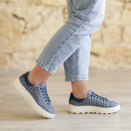 Lekkie sneakersy damskie - GEOX D.SPHERICA D55TCD NIEBIESKIE