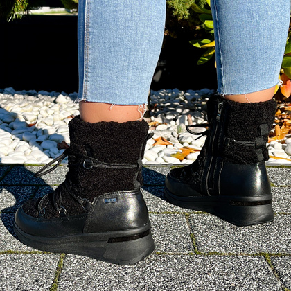 Śniegowce damskie z wiązaniem - CAPRICE 9-26222-43 CZARNE