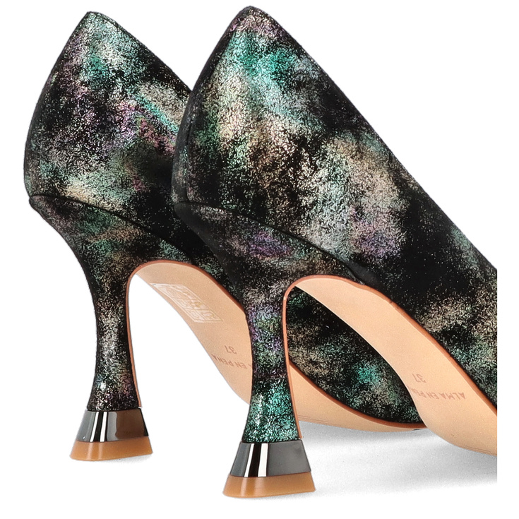 Hiszpańskie szpilki z ozdobą - ALMA EN PENA I250434 CZARNE