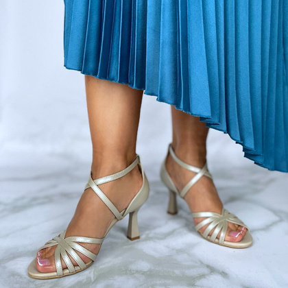 Skórzane sandałki do tańca - KOTYL 4370 PERŁOWE