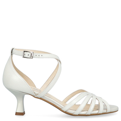 Skórzane sandałki do tańca na niskim obcasie - KOTYL 3823 PERŁOWE ECRU