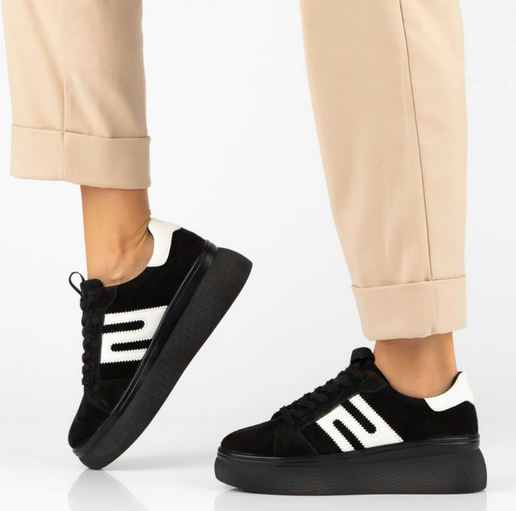 Skórzane sneakersy damskie - FILIPPO DP7175/25 CZARNE