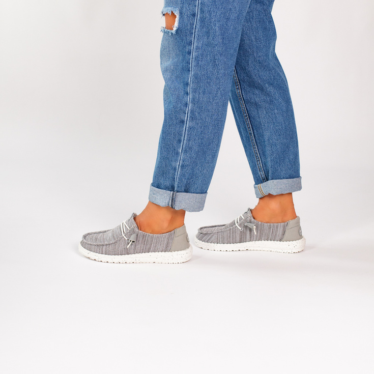 Lekkie półbuty damskie - HEY DUDE WENDY STRETCH SOX 41878 SZARE