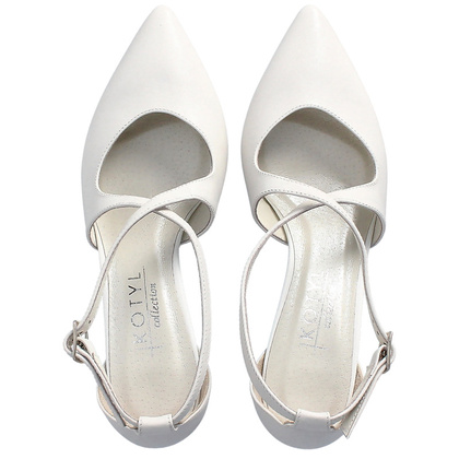Buty ślubne na niskiej szpilce - KOTYL 5419 ECRU
