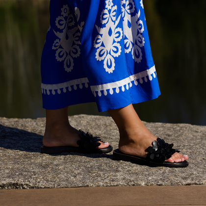 Klasyczne klapki ze skóry - LEMAR 40381 CZARNE