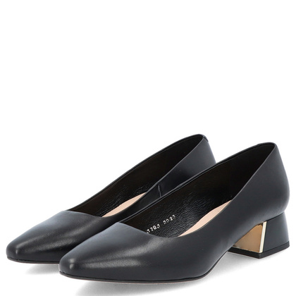 Czółenka ze skóry na niskim obcasie - KOTYL 1701 CZARNE