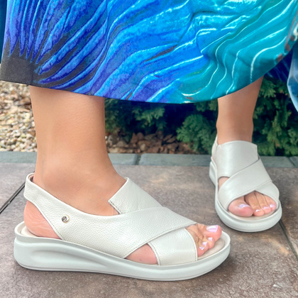 Wygodne skórzane sandały - LEMAR 40392 BEŻOWE