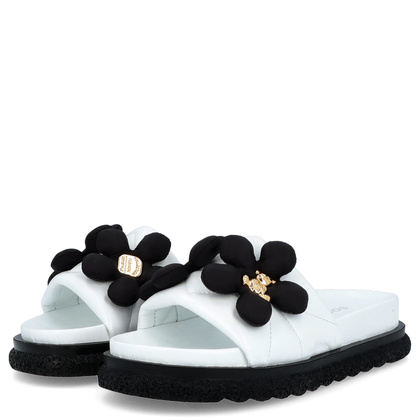 Skórzane klapki damskie - BOCCATO 475.068 BIAŁE