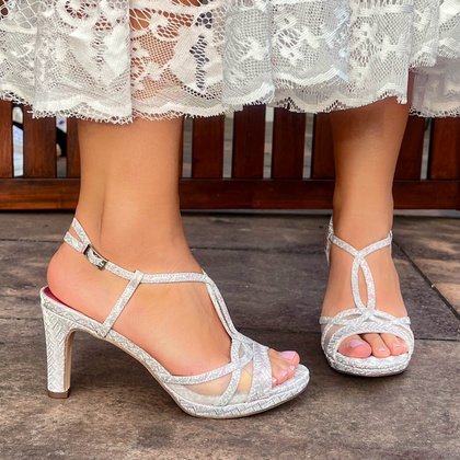 Zjawiskowe sandały na obcasie - MENBUR 24755 SREBRNE