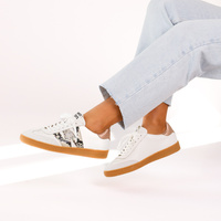 Hiszpańskie sneakersy premium - WONDERS A-2001 BIAŁE