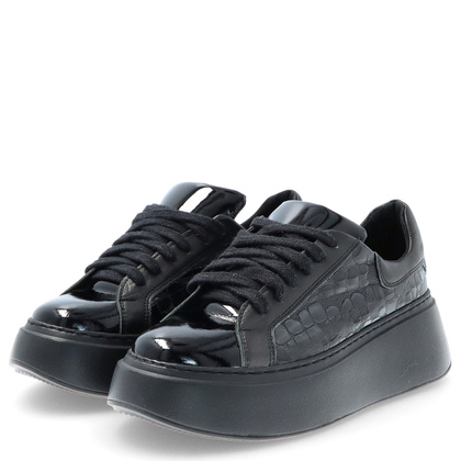 Skórzane sneakersy na grubej podeszwie - TYMOTEO P1020 CZARNE