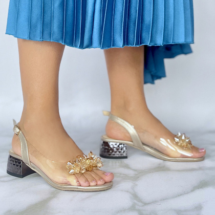 Silikonowe sandałki na niskim obcasie - TYMOTEO 476-37 ZŁOTE