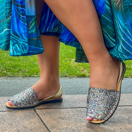 Eleganckie hiszpańskie sandały - TYMOTEO 550 MULTIKOLOR