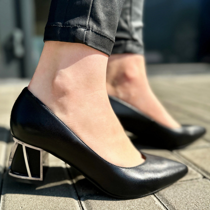 Skórzane czółenka w szpic - KOTYL 5435 CZARNE