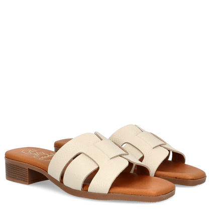 Wygodne klapki ze skóry - OH! MY SANDALS 5600 KREMOWE