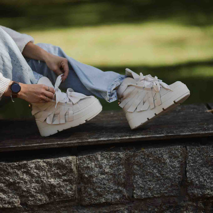 Wysokie sneakersy sznurowane - CHEBELLO 4561 BEŻOWE