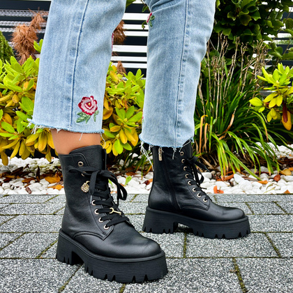 Klasyczne workery ze skóry - KARINO 5231 CZARNE