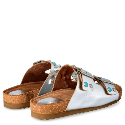 Skórzane klapki z klamerkami - EKP 3450 SREBRNE