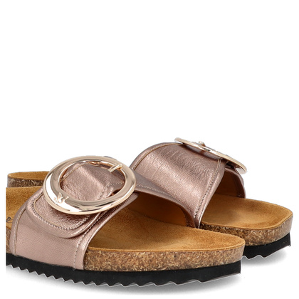 Skórzane klapki na korku - CAPRICE 9-27401-44 ZŁOTE