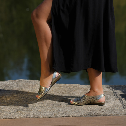 Ażurowe sandałki ze skóry - BOCCATO 167.513 ZŁOTE