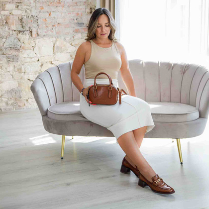 Lakierowane półbuty na obcasie - HISPANITAS HI243590 BRĄZOWE