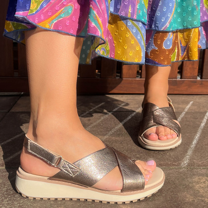 Komfortowe sandały na rzep - CAPRICE 9-28703-42 ZŁOTE