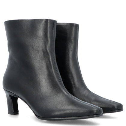 Skórzane botki na obcasie - TYMOTEO G1076 CZARNE LICO