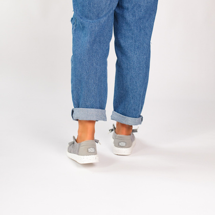 Lekkie półbuty damskie - HEY DUDE WENDY STRETCH SOX 41878 SZARE