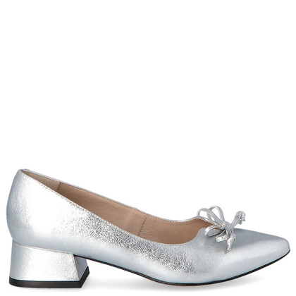 Czółenka na niskim obcasie - KOTYL 9925 SREBRNE