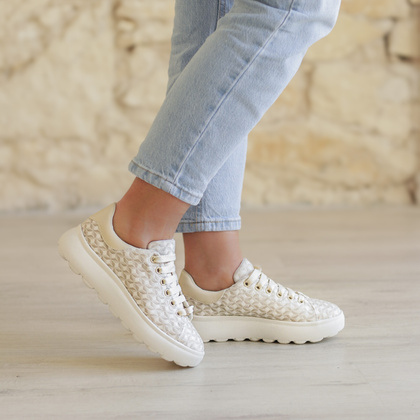 Lekkie sneakersy damskie - GEOX D.SPHERICA D55TCD BEŻOWE