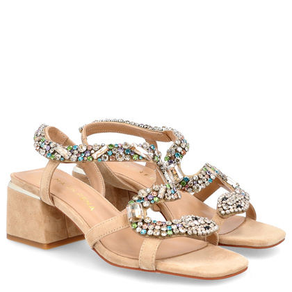 Hiszpańskie zdobne sandały - ALMA EN PENA V240701 BEŻOWE